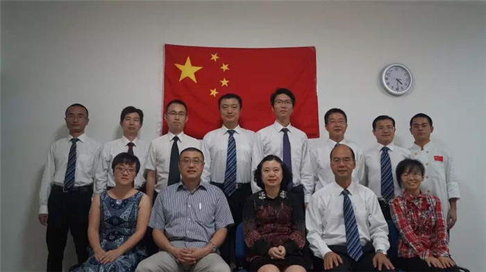 驻加纳大使孙保红走访慰问第五批中国援加纳医疗队