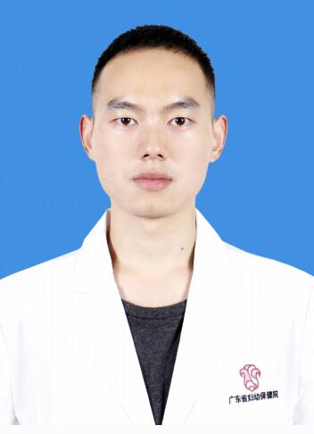 马 赛